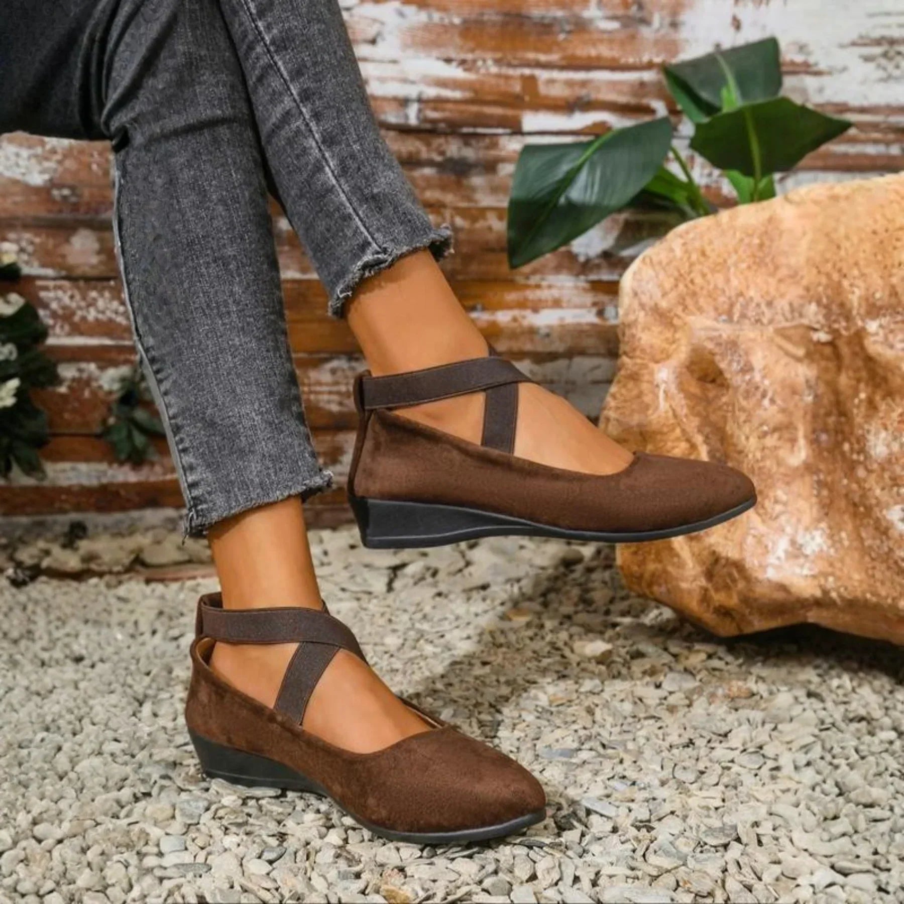 Closed Wedge Heels