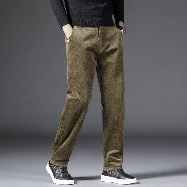 Medium Waist Corduroy.