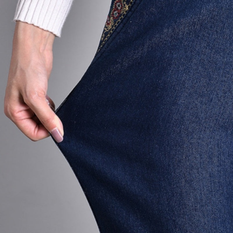 Olivia | Women's Jeans with Side Pockets and Elastic Waist